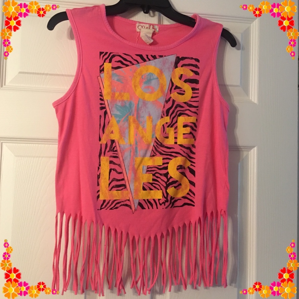 Sleeveless fringe shirt